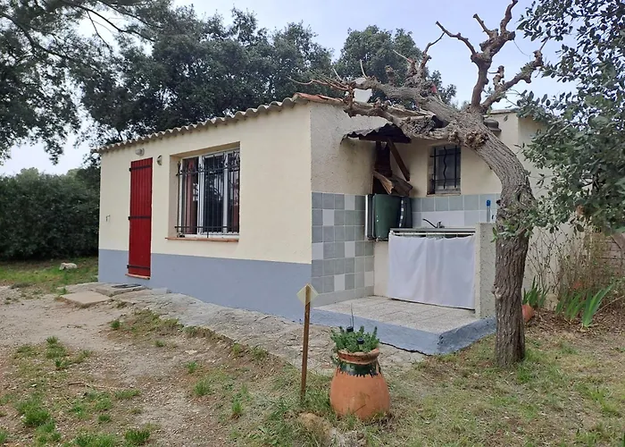 Gite " Le Clos De La Pinede "
